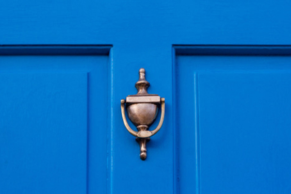 door-to-door_service